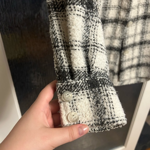 H&M Plaid Shacket - Picture 5 of 7